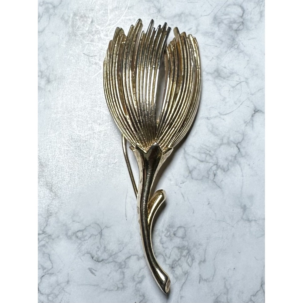 Vintage Trifari Brushed Gold Tone‎ Floral Brooch Pin Mid Century Modernist AS IS